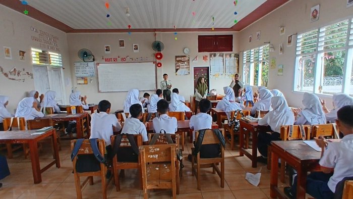 MAN INSAN CENDIKIA GELAR SOSIALISASI PENGENALAN SEKOLAH DI MTsN 6 KOTA JAMBI MAN INSAN CENDIKIA GELAR SOSIALISASI PENGENALAN SEKOLAH DI MTsN 6 KOTA JAMBI
