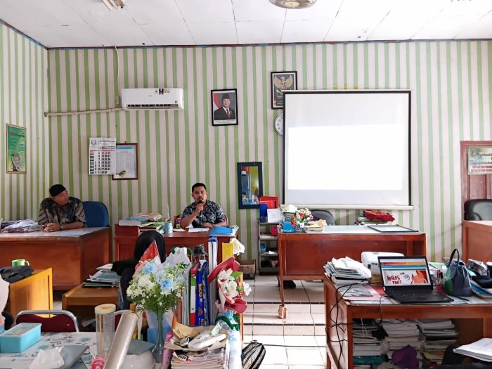 MTsN 6 Kota Jambi Gelar Sosialisasi Zona Integritas Menuju WBK dan WBBM MTsN 6 Kota Jambi Gelar Sosialisasi Zona Integritas Menuju WBK dan WBBM