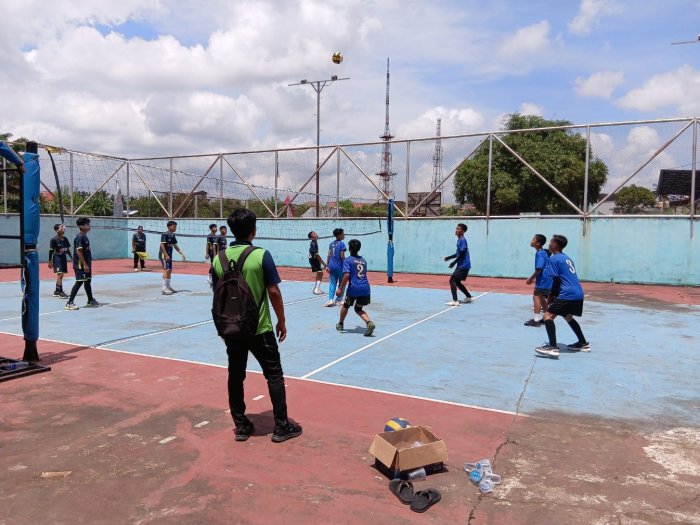 Tim Voli Putra MTsN 6 Jambi Melaju ke Semifinal AKSIOMA Kota Jambi Tim Voli Putra MTsN 6 Jambi Melaju ke Semifinal AKSIOMA Kota Jambi